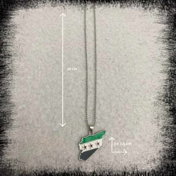 Free Syrian flag map necklace silver color قلادة خريطة العلم السوري الحرة باللون الأسود أو الفضي Syriska flaggan karta halsband Syrien flaggan karta halsband