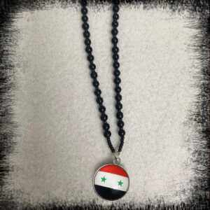 beads necklace with Free Syria map flag سنسال خرز مع خريطة علم سوريا الحرة اللون Pärlor syrisk halsband Syria map Beads Necklace سنسال خرز سورية الأحمر